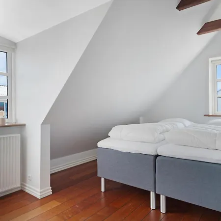 Vendelbogade 7 - A Large,