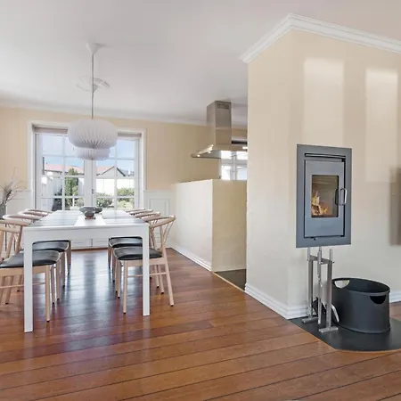 Дом отдыха Vendelbogade 7 - A Large, Лёккен