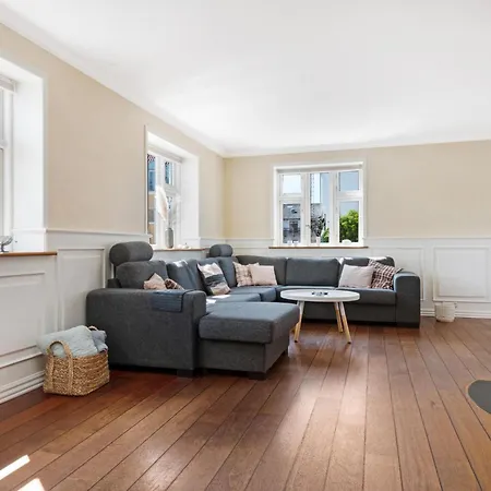 Vendelbogade 7 - A Large, * Лёккен